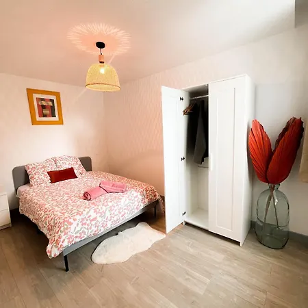 Le Rustique Ii - Parking Gratuit - Pro - Familles - Calme - Poterne
